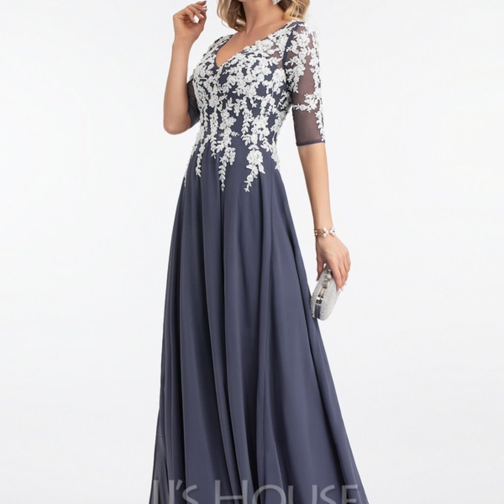 Mother of the Groom / Bride / Evening Gown